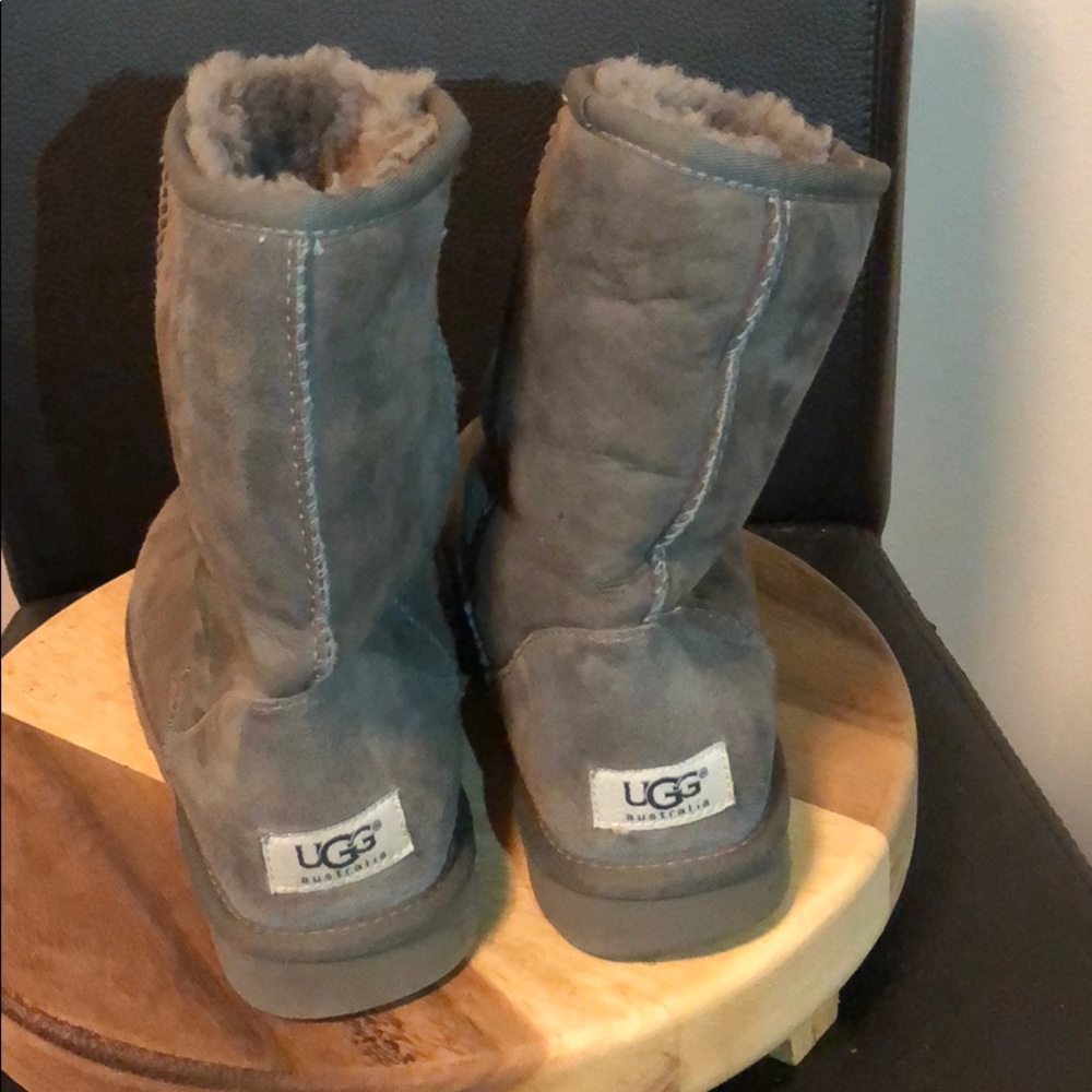 Gray Ugg Classics - image 4